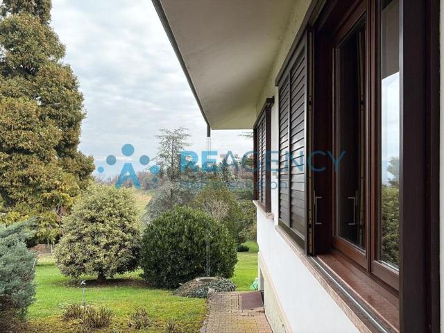 Case e ville in vendita di 500 m²