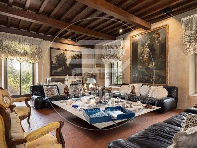 Case e ville in vendita di 500 m²