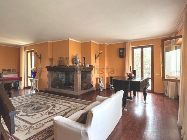 Case e ville in vendita di 500 m²