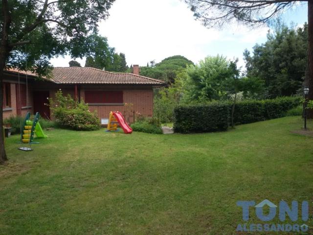 Case e ville in vendita di 500 m²