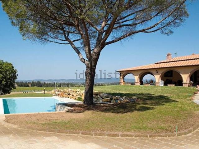 Case e ville in vendita di 500 m²