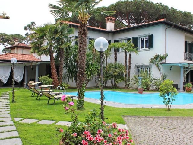 Case e ville in vendita di 500 m²