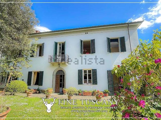 Case e ville in vendita di 500 m²