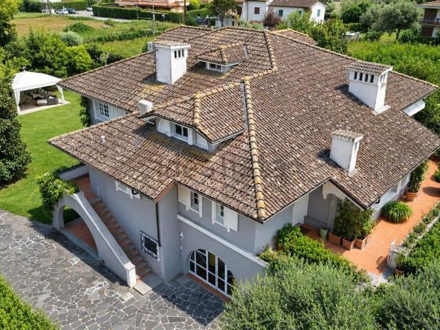 Case e ville in vendita di 500 m²