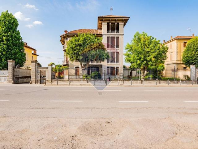 Case e ville in vendita di 500 m²