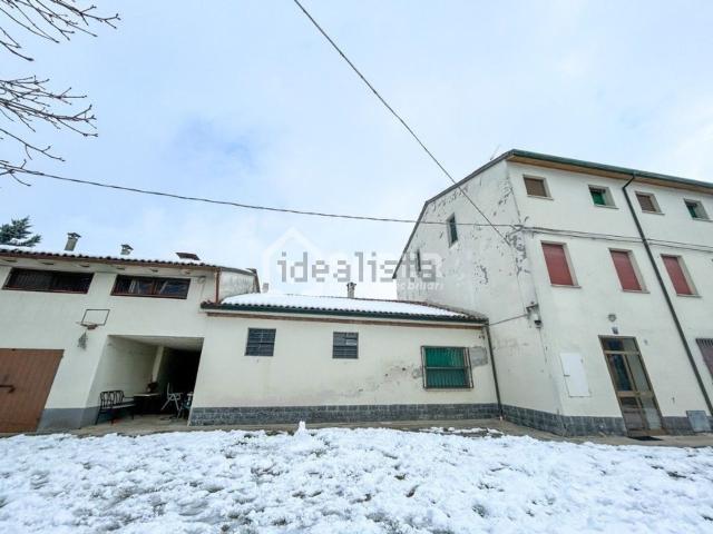 Case e ville in vendita di 500 m² in Via Cabrona, 39