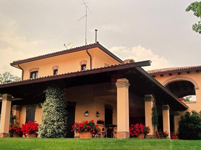Case e ville in vendita di 500 m² in Via Celincordia
