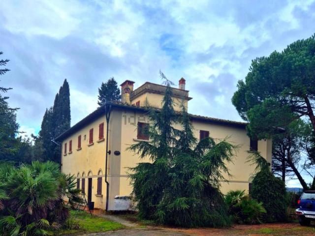 Case e ville in vendita di 500 m² in Via Giordano Bruno, 15