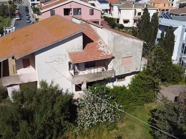Case e ville in vendita di 500 m² in Via Dante Alighieri