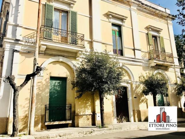 Case e ville in vendita di 500 m²