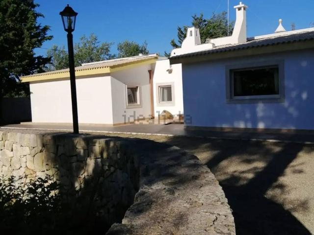 Case e ville in vendita di 500 m² in Via Taranto