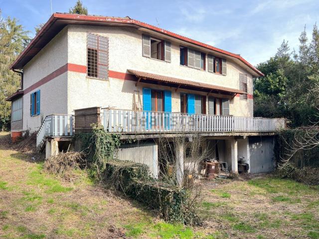 Case e ville in vendita di 500 m² in Via Valle Bonafede
