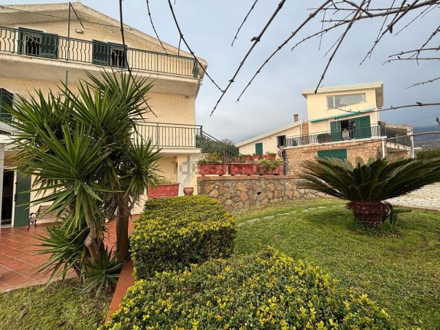 Case e ville in vendita di 500 m² in Contrada Puppa, 67