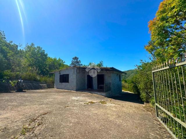 Case e ville in vendita di 500 m² in Località Casetta