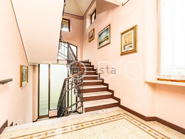 Case e ville in vendita di 500 m² in Strada alla Fornace, 2