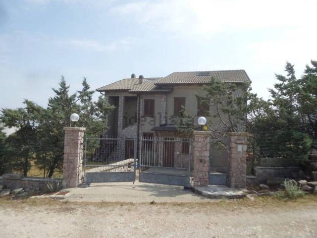 Case e ville in vendita di 500 m² in Strada Provinciale di Giano