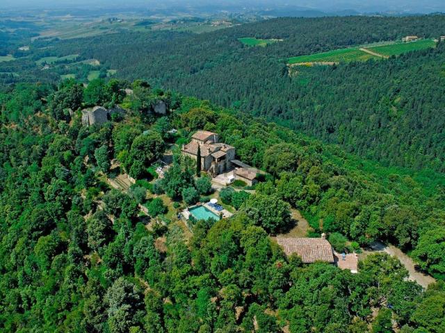Case e ville in vendita di 510 m² in Strada di Cispiano