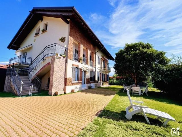 Case e ville in vendita di 512 m² in Località San Martino, 6