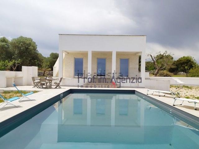 Case e ville in vendita di 5180 m²