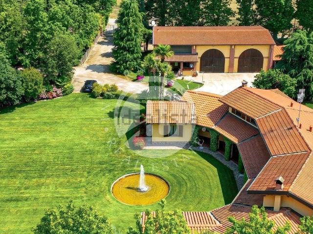 Case e ville in vendita di 519 m²