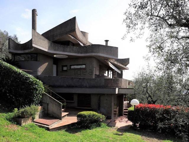 Case e ville in vendita di 519 m²