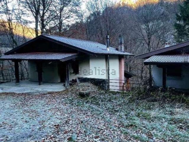 Case e ville in vendita di 51 m² in Via Chiamp, 11