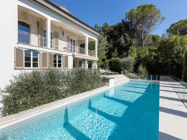 Case e ville in vendita di 520 m² in Via Parco della Rimembranza