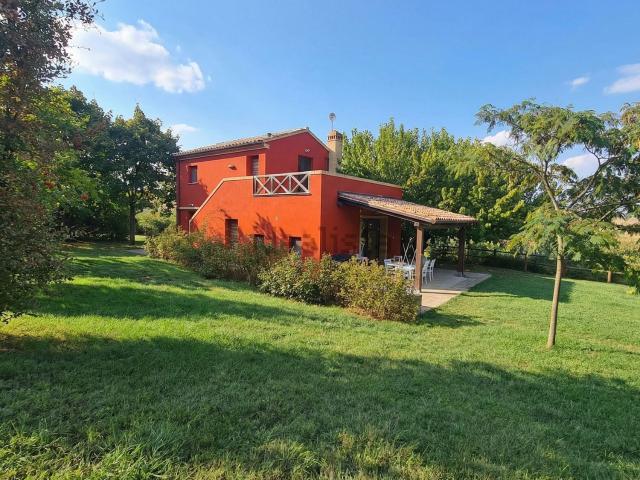 Case e ville in vendita di 520 m² in Contrada Bagnolo