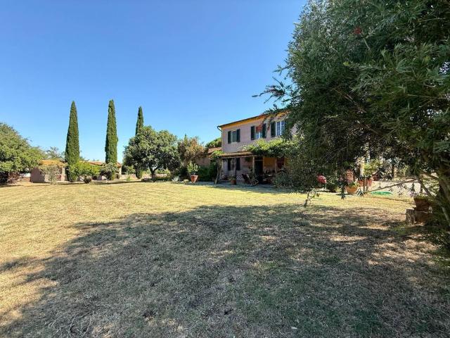 Case e ville in vendita di 522 m² in Strada Provinciale Sant&apos Andrea