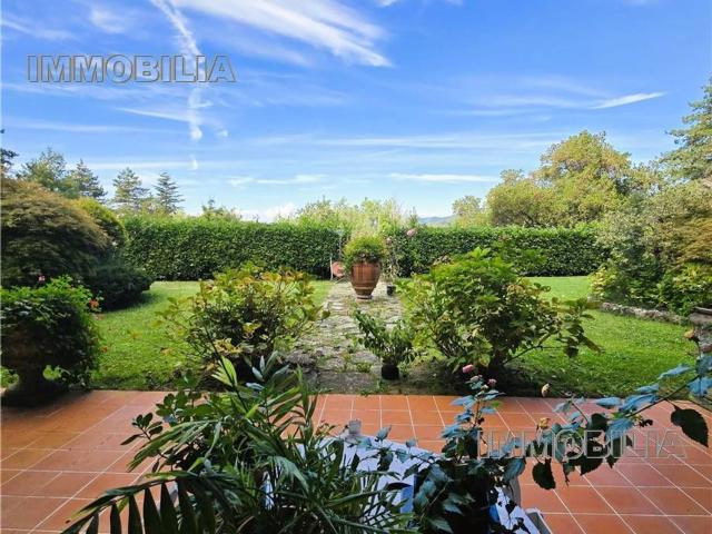Case e ville in vendita di 530 m²