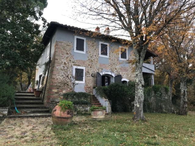 Case e ville in vendita di 530 m²
