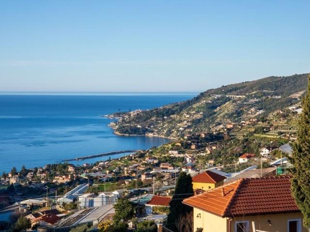 Case e ville in vendita di 530 m² in Strada Monte Ortigara