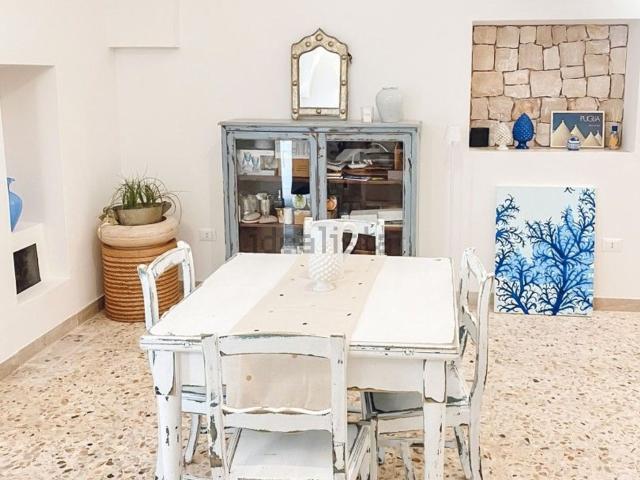 Case e ville in vendita di 57 m² in Vico IV Bottega di Nisco