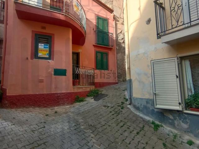 Case e ville in vendita di 57 m²