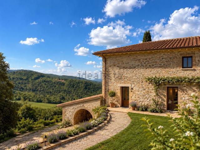 Case e ville in vendita di 540 m² in Via Camporbiano