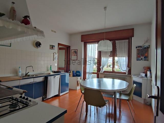 Case e ville in vendita di 541 m² in Via Girolamo Biancon