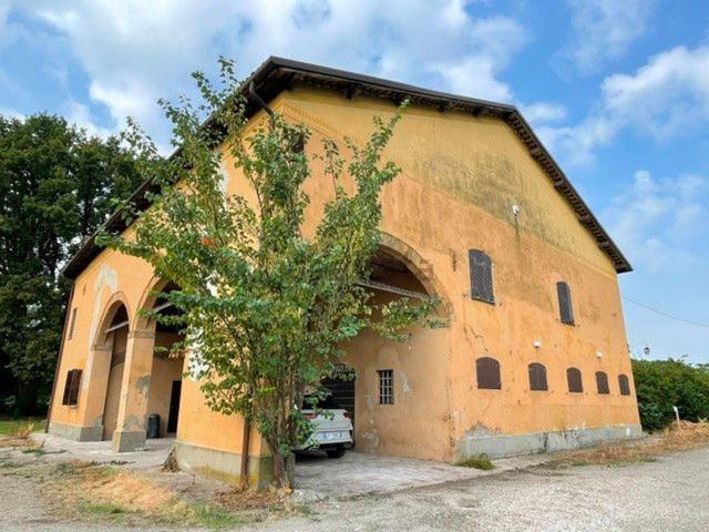 Case e ville in vendita di 547 m² in Strada Cognento