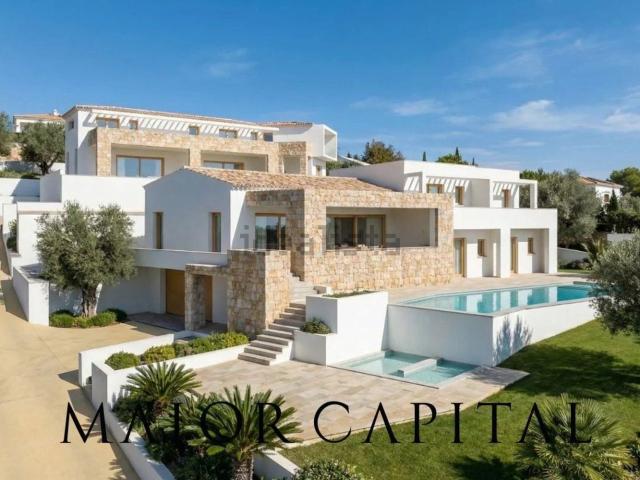 Case e ville in vendita di 548 m² in Via Leonardo Da Vinci