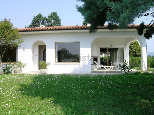 Case e ville in vendita di 550 m²