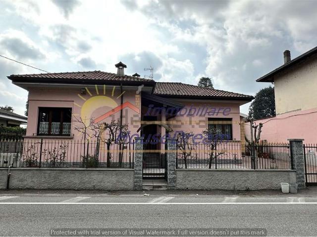 Case e ville in vendita di 550 m²