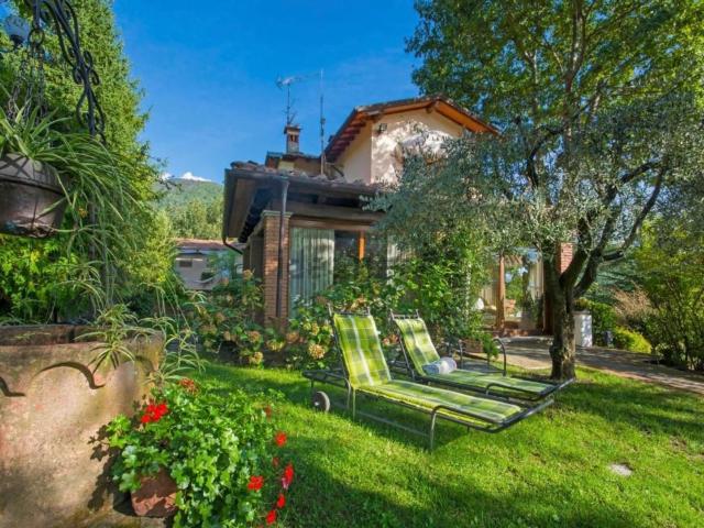 Case e ville in vendita di 550 m²
