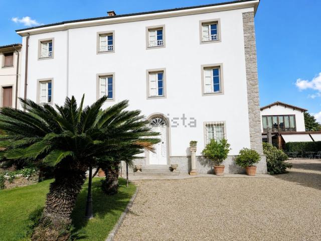 Case e ville in vendita di 550 m² in Via di Poggio Seconda