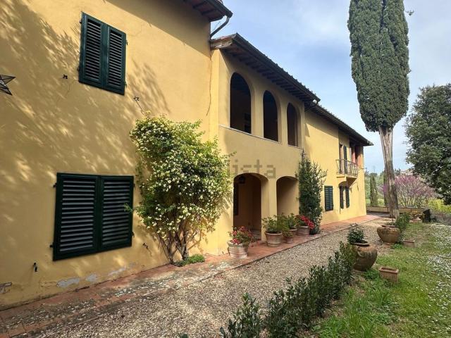 Case e ville in vendita di 550 m² in Via Quintole per le Rose