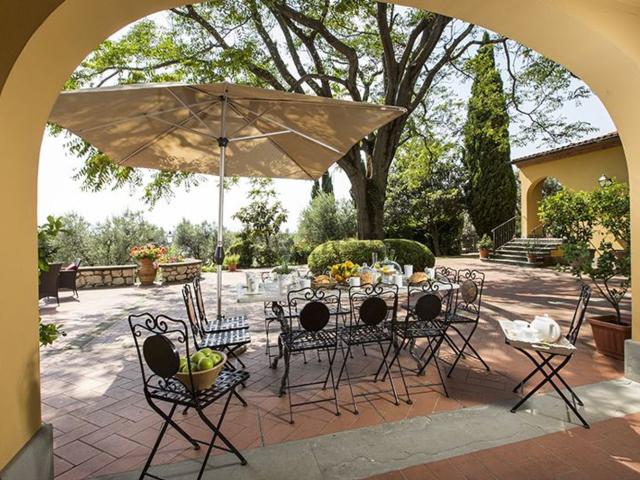 Case e ville in vendita di 550 m² in Via vittorino da feltre