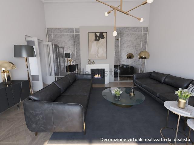 Case e ville in vendita di 550 m² in Viale Fratelli Cairoli, 16