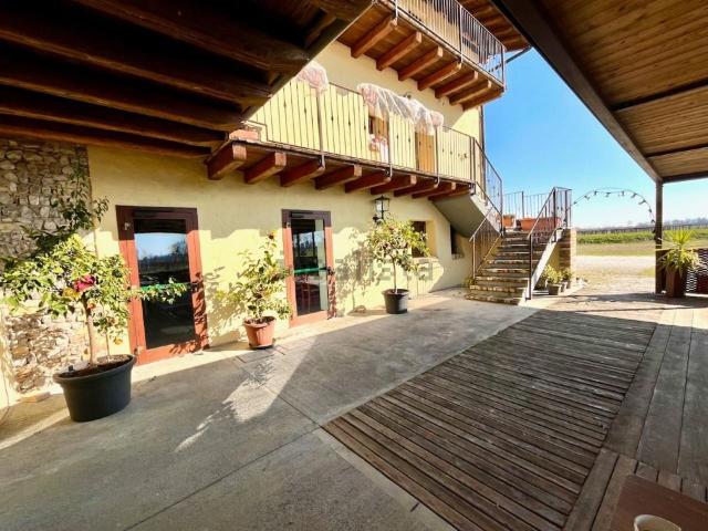 Case e ville in vendita di 515 m²
