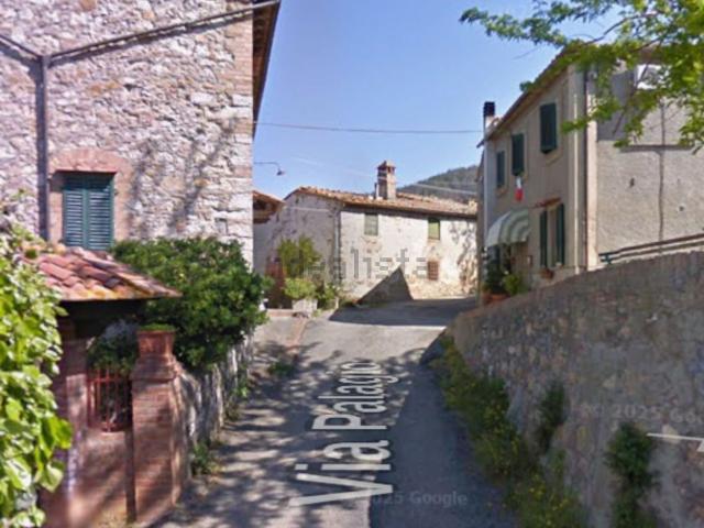 Case e ville in vendita di 555 m² in Via Palagio