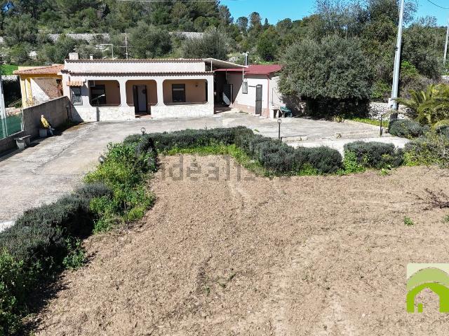 Case e ville in vendita di 55 m² in Contrada Scala