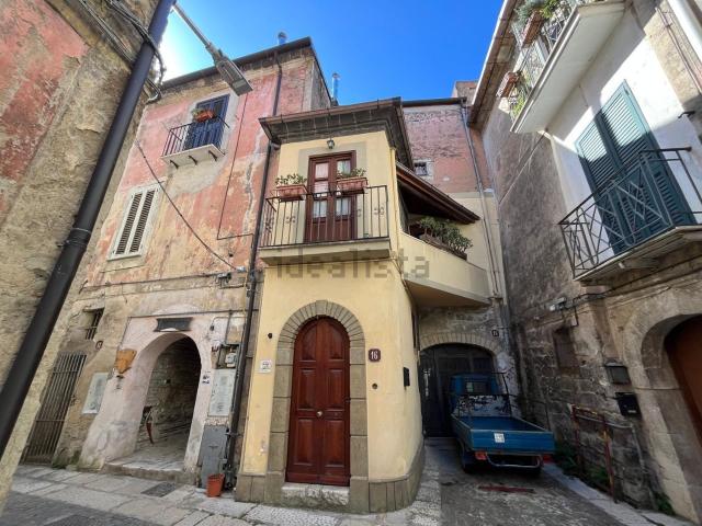 Case e ville in vendita di 55 m² in Piazza Trieste
