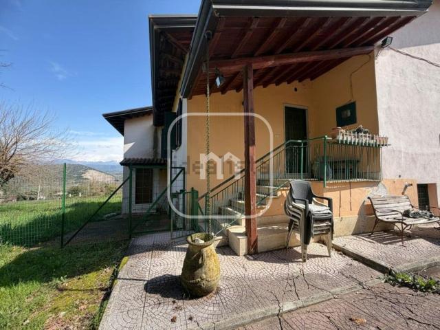 Case e ville in vendita di 55 m² in Via del Farneto, 18